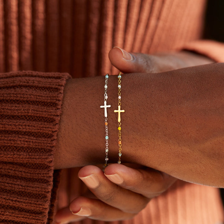 My Small Circle Of Female Friends Cross Bracelet