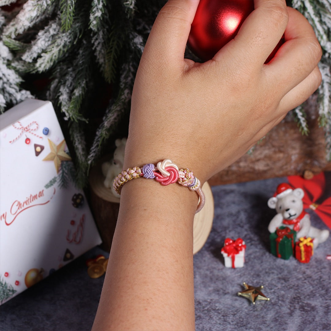 Grandmother & Granddaughter A LINK THAT CAN NEVER BE UNDONE Bracelet