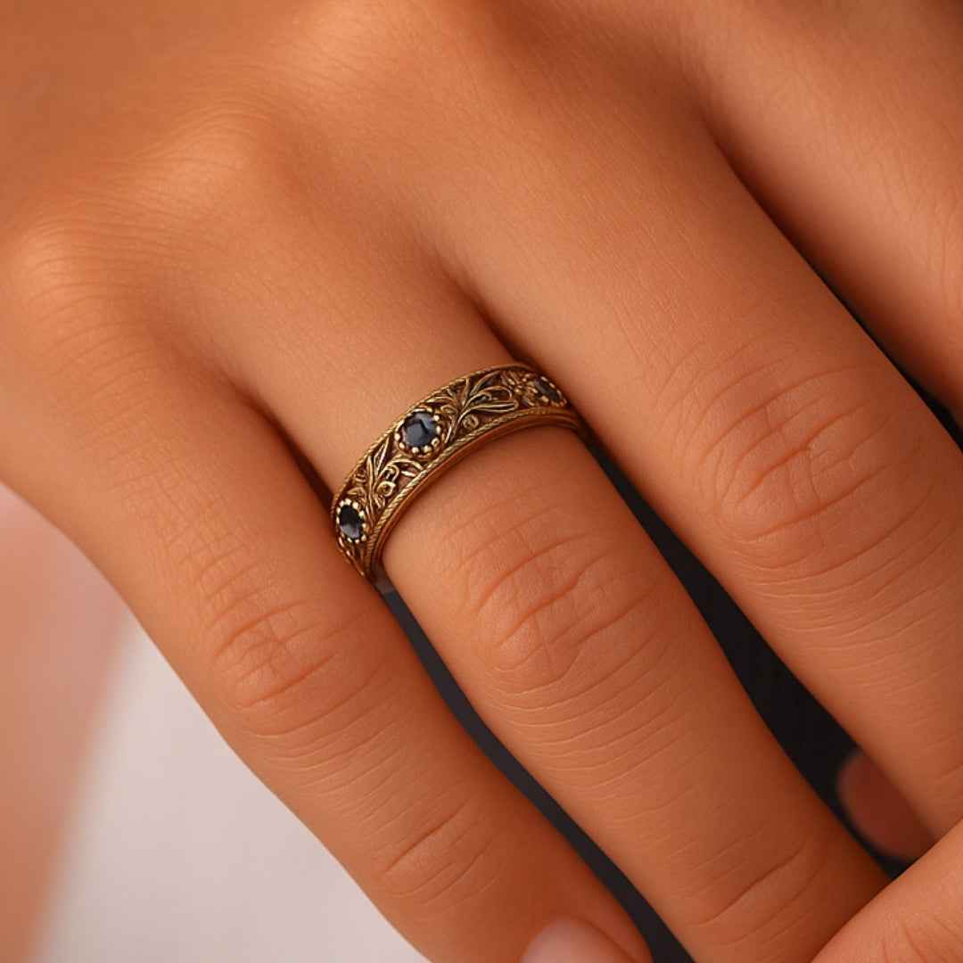 Exotic Fine Blue Zirconia Leaf Ring