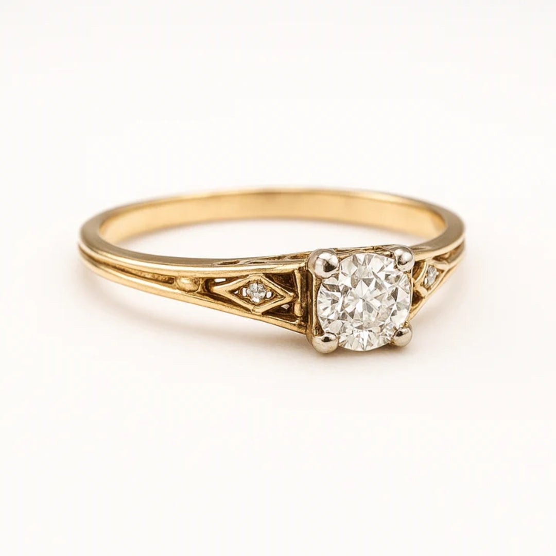 Vintage Zirconia Fine Gold Ring