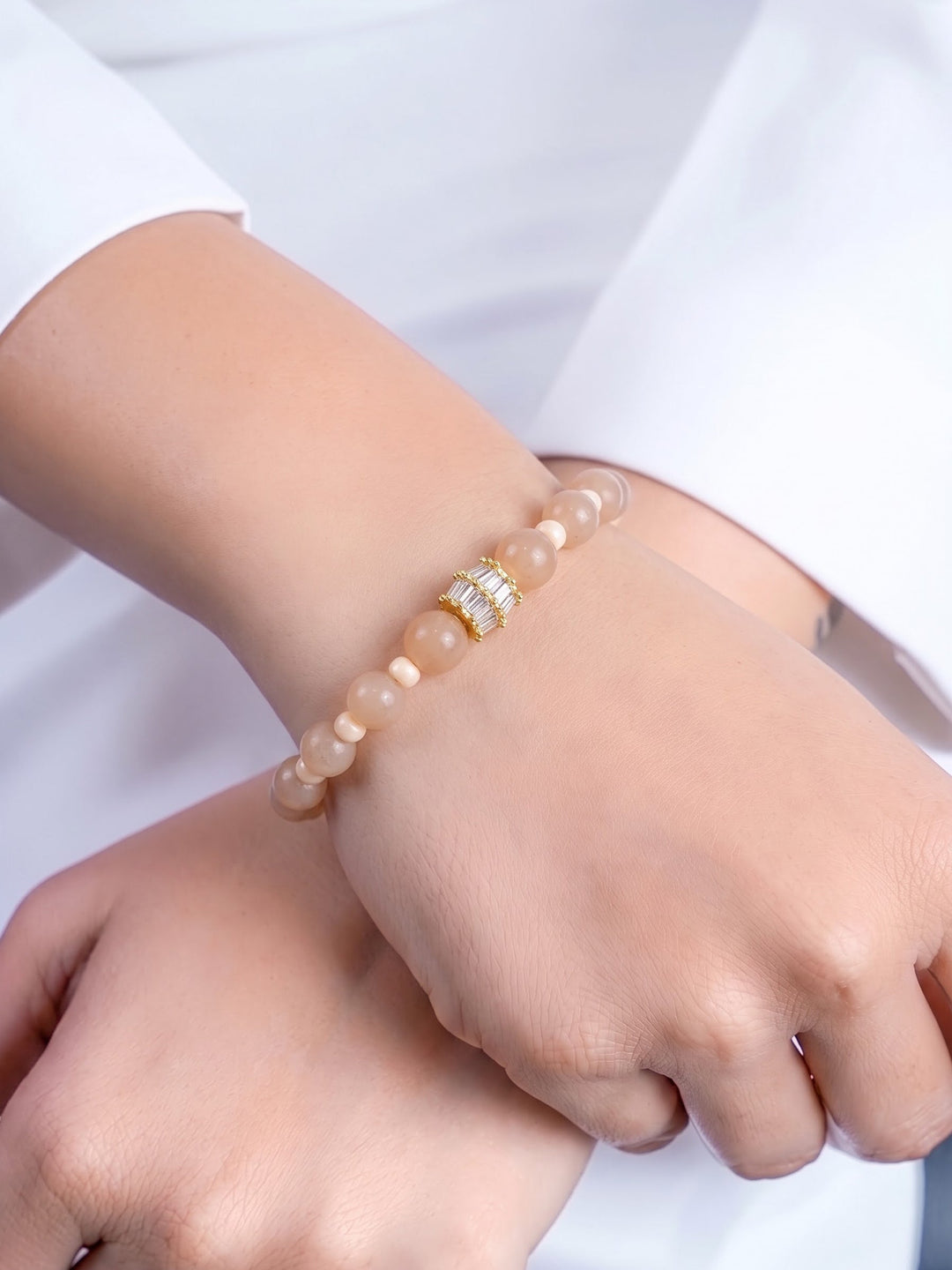 Elen Peach Women’s Beaded Bracelet