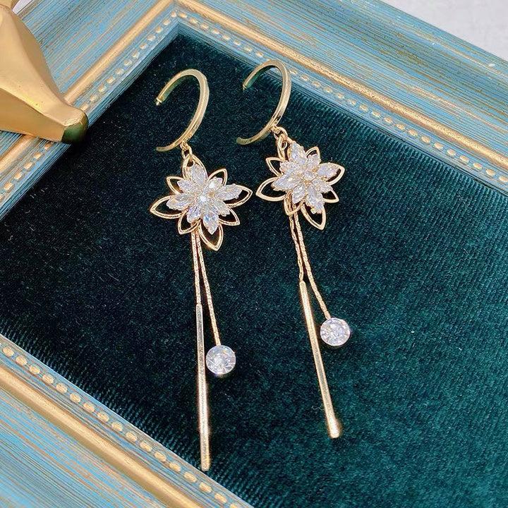 Shiny Lotus Tassel Earrings