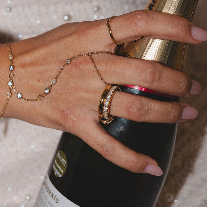 Emma | Minimalist Slim Band Ring