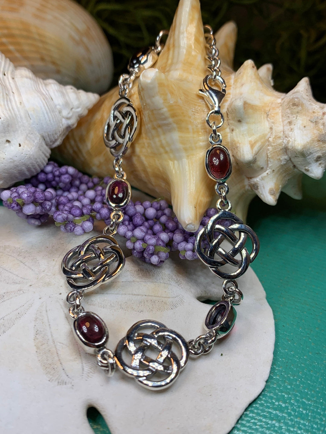 Dara Knot Gemstone Bracelet