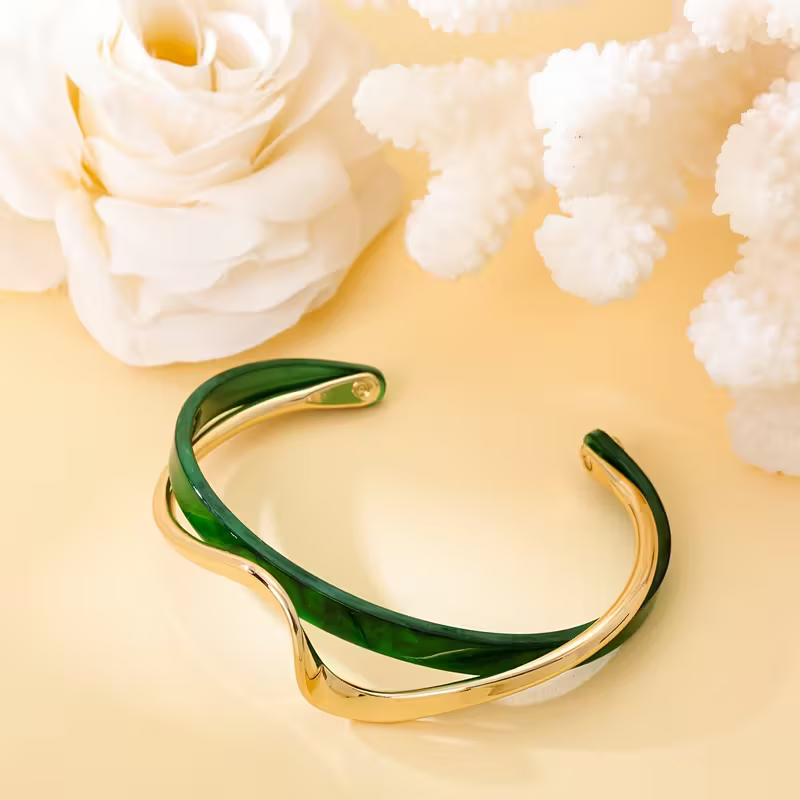 Emerald Wave Bracelet